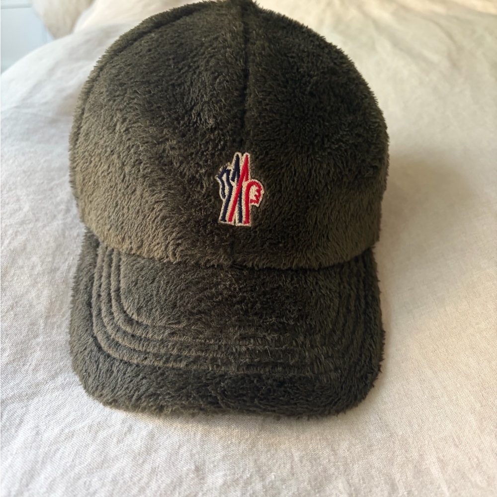 Moncler Fleece Cap Green NWOT